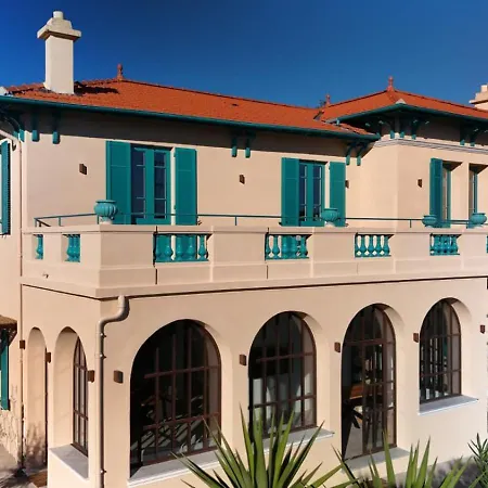 Superbe 4 Pieces Dans De Charme Renovee Proche Plages Et Centre D'antibes, Cote D'azur Апартаменти *